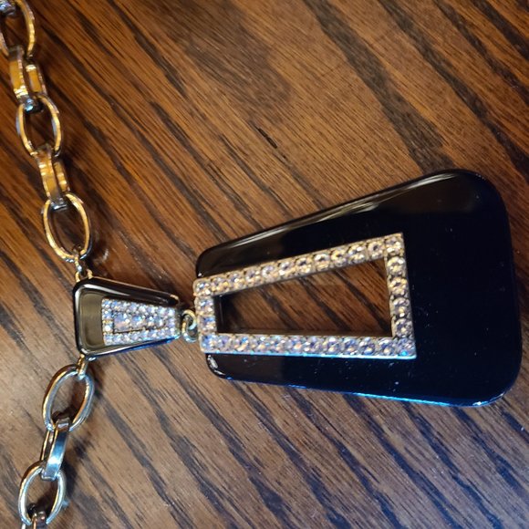 Gold chain with pendant - Picture 3 of 5